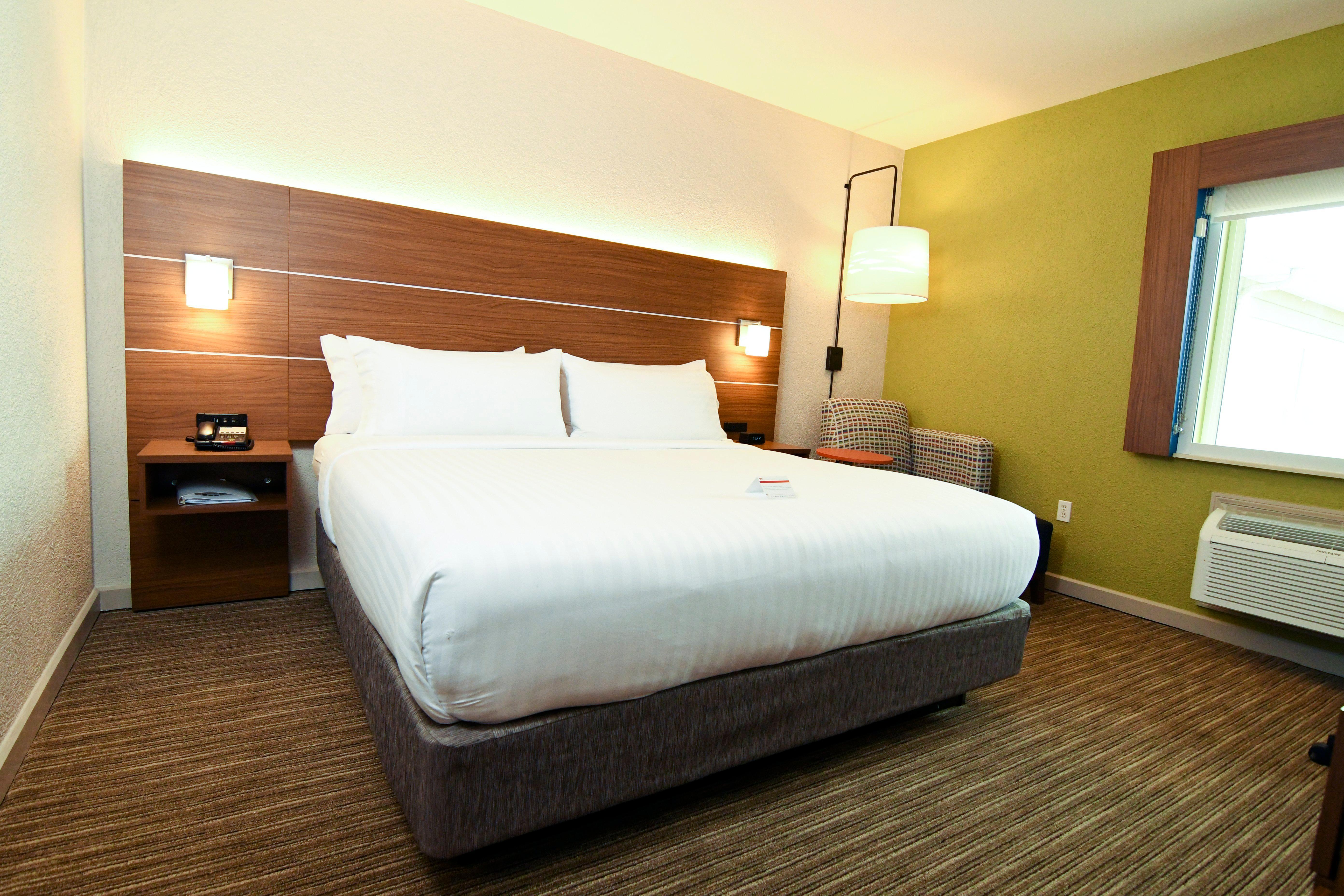 Holiday Inn Express Hotel & Suites Port Clinton-Catawba Island By Ihg Exterior photo
