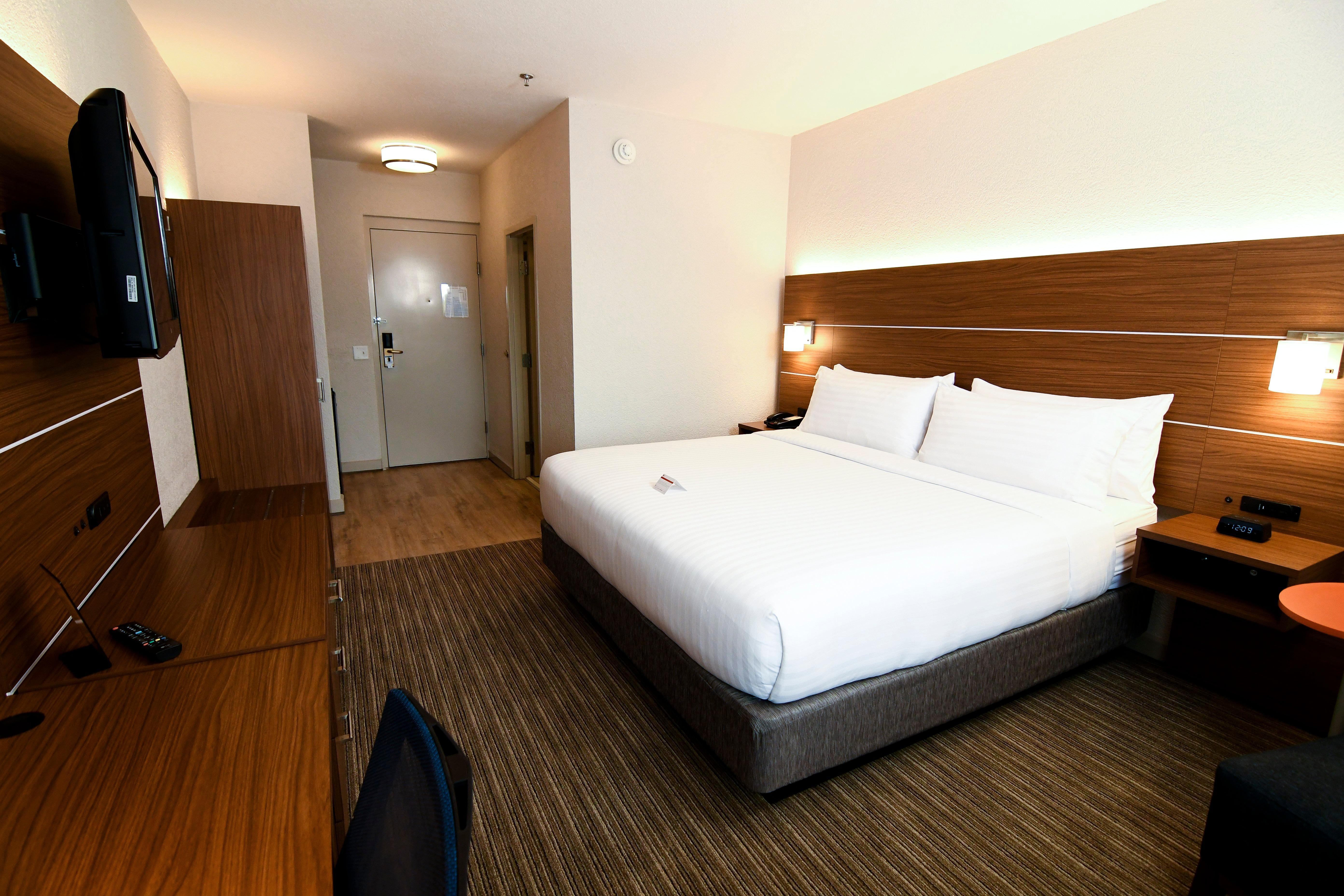 Holiday Inn Express Hotel & Suites Port Clinton-Catawba Island By Ihg Exterior photo
